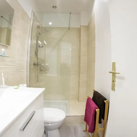 Sweethome - Le Sevigne Lejlighed